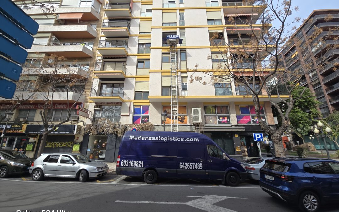 Grúa para mudanzas dificiles